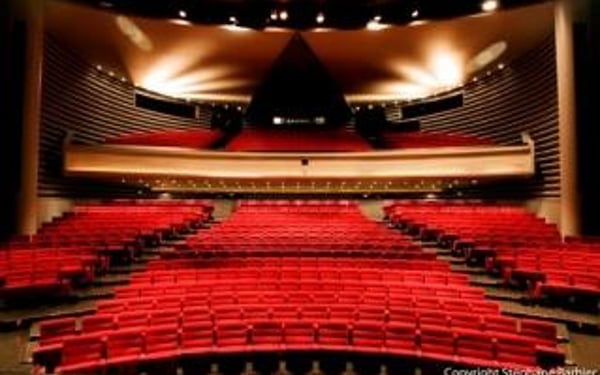 Theatre de Nimes Theatre Bernadette Lafont