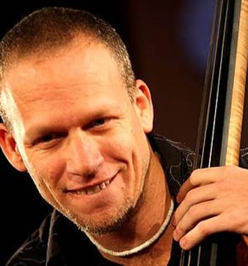 Avishai Cohen Trio et Pink Freud