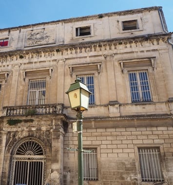 Visite du patrimoine de Pont-Saint-Esprit : la maison des patrimoines