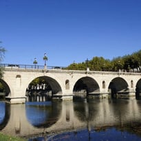 Circuit : du pont romain au château, patrimoine bâti et biodiversité