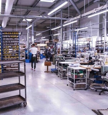 Visite Guidée de l'Atelier de fabrication de chaussures artisanales et des traditionnelles camarguaises, La Botte Gardiane