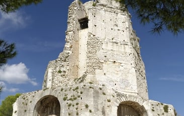 Visite libre de la Tour Magne