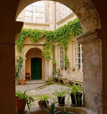 Visitez librement l'hôtel de Bernis