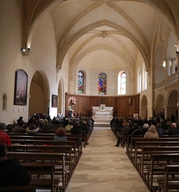 Lumière sur une église restaurée : visite guidée