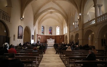 Lumière sur une église restaurée : visite guidée