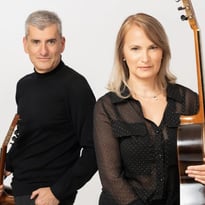 Duo Themis