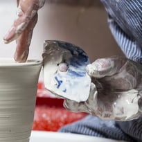 Découverte de Saint-Quentin-la-Poterie, capitale de la céramique, Ville & Métiers d'Art
