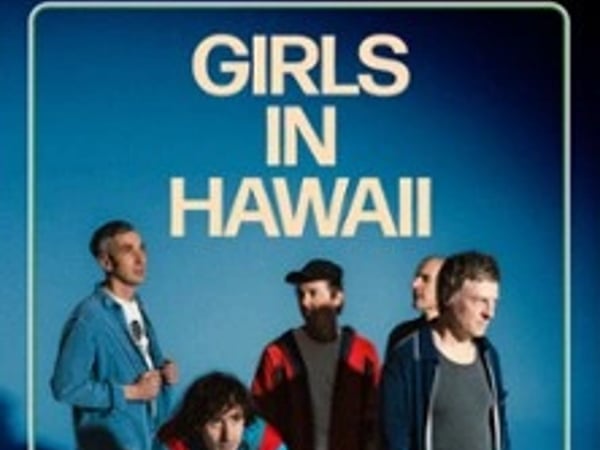 Girls in Hawaii